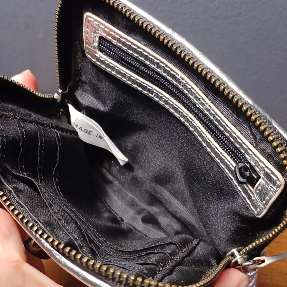 Calvin  Klein  wallet - Picture 7 of 16